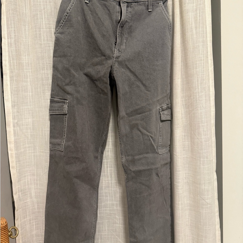 Hollister Women's Gray Boyfriend Jeans - Cargo Style